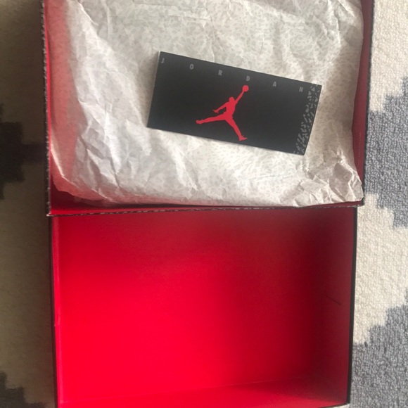 New** Air Jordan 3 Retro - Picture 4 of 7